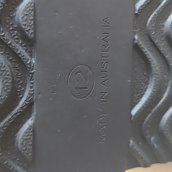 UGG Australia Sheepskin Tall Boots Mens Size 12 - Picture 5 of 11